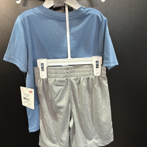 PUMA 3 pc.-set performance tee, muscle tee and elastic waist Puma Logo shorts - Picture 5 of 6